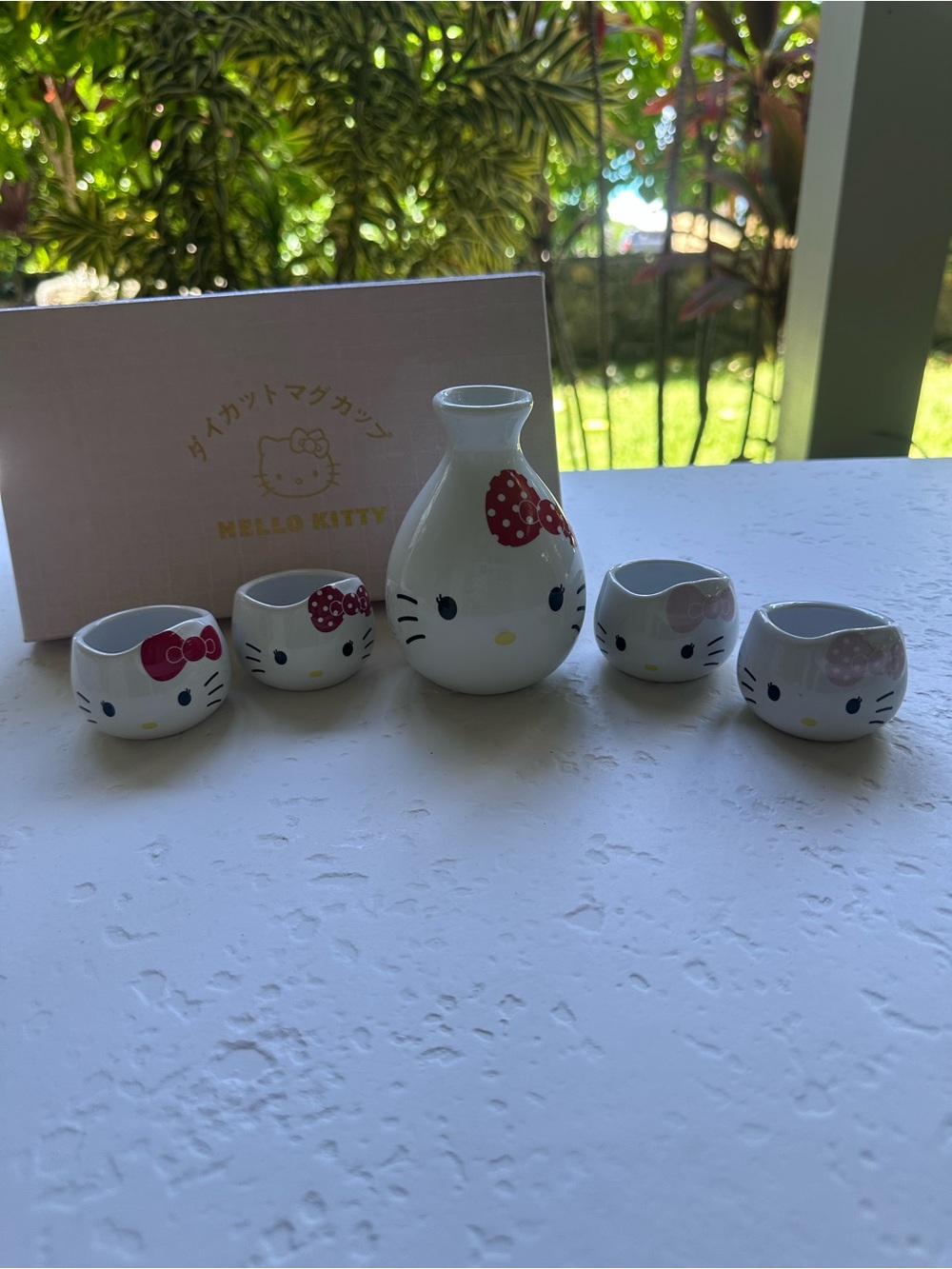 Hello Kitty Sake Set - Picture 5 of 7